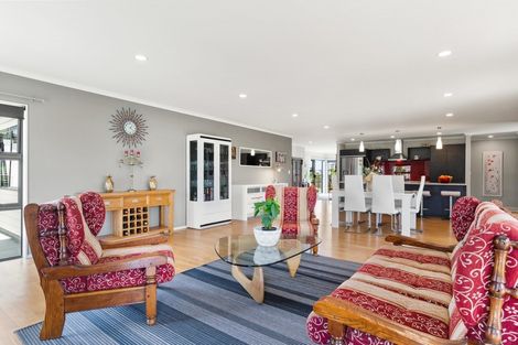 Photo of property in 27 Stace Hopper Drive, One Tree Point, 0118