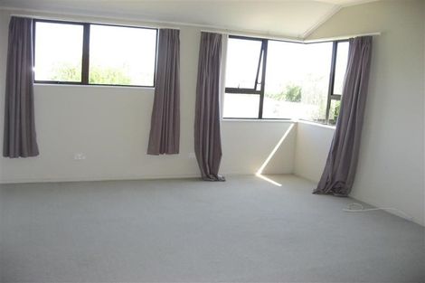 Photo of property in 79 Harvey Street, Waipahihi, Taupo, 3330