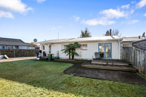 Photo of property in 2b Cherrywood Place, Western Heights, Rotorua, 3015