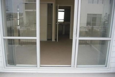 Photo of property in 20/11 Carlos Drive, Flat Bush, Auckland, 2016