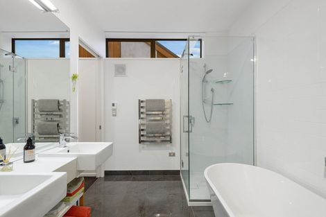 Photo of property in 2/2a Dorset Street, Christchurch Central, Christchurch, 8013