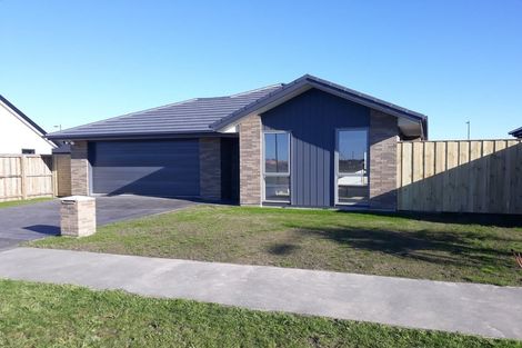 Photo of property in 26 Broadway Parade, Rolleston, 7615