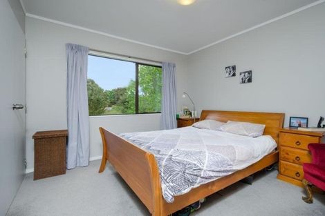 Photo of property in 19 Jacinta Grove, Swanson, Auckland, 0612