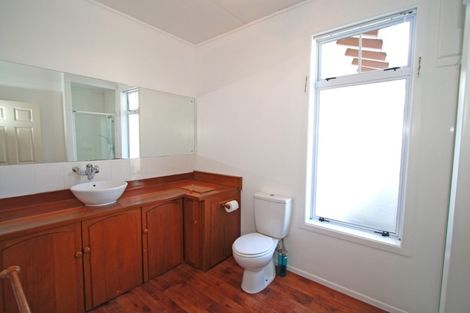 Photo of property in 8 Northgate, Strandon, New Plymouth, 4312