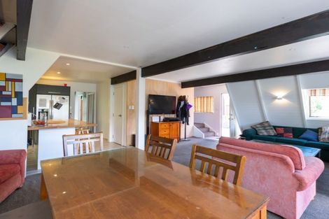 Photo of property in 6a Williams Street, Sunshine Bay, Queenstown, 9300