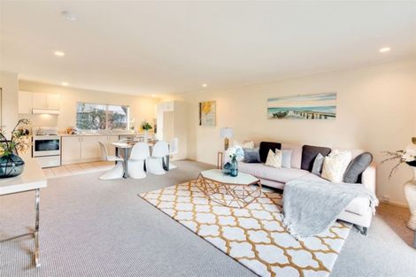 Photo of property in 13 Duxfield Drive, Ranui, Auckland, 0612