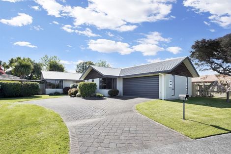 Photo of property in 26 Bouverie Crescent, Flagstaff, Hamilton, 3210