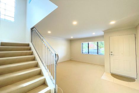 Photo of property in 12 Oakville Avenue, Flat Bush, Auckland, 2016