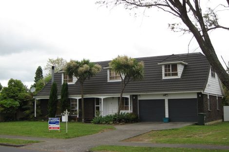 Photo of property in 34 Walter Strevens Drive, Conifer Grove, Takanini, 2112