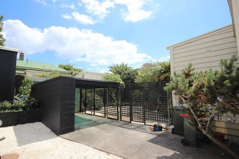 Photo of property in 1 Wynyard Road, Mount Eden, Auckland, 1024
