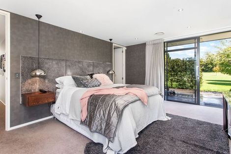 Photo of property in 455 Sawyers Arms Road, Harewood, Christchurch, 8051