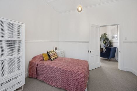 Photo of property in 251a Courtenay Street, Strandon, New Plymouth, 4312