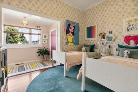 Photo of property in 21 Rattray Street, Devonport, Auckland, 0624