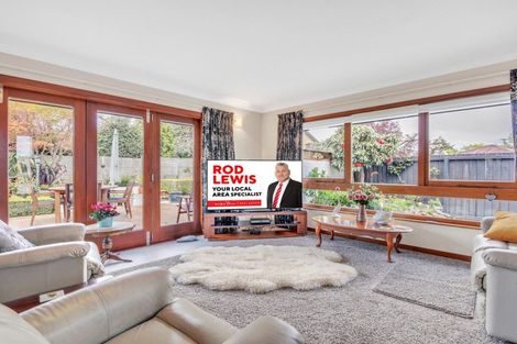 Photo of property in 2/19 Raxworthy Street, Ilam, Christchurch, 8041