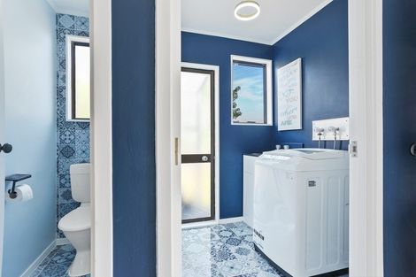 Photo of property in 2/221 Waitemata Drive, Ranui, Auckland, 0612