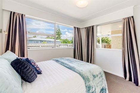 Photo of property in 49 Donovan Road, Paraparaumu Beach, Paraparaumu, 5032