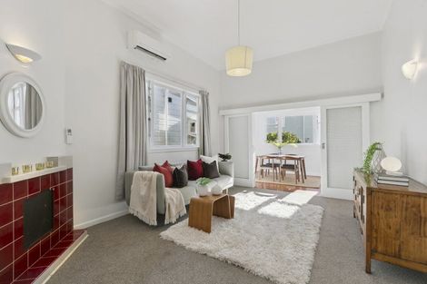 Photo of property in 18 Colombo Street, Newtown, Wellington, 6021