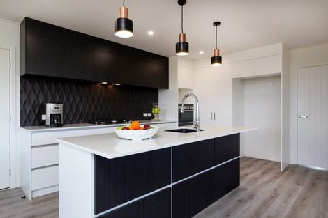 Photo of property in 4 Ellesmere Avenue, Bell Block, New Plymouth, 4312