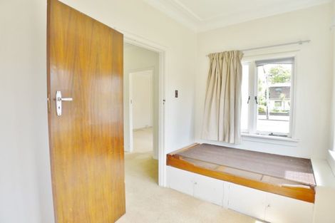 Photo of property in 42 Atkin Avenue, Mission Bay, Auckland, 1071