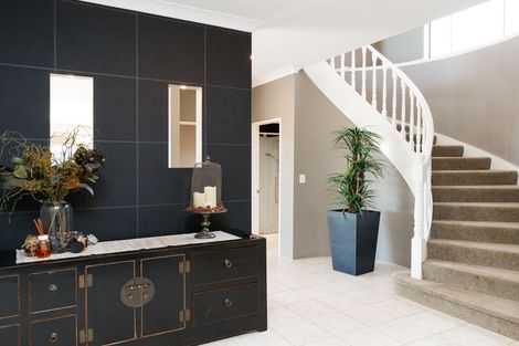 Photo of property in 187 Ruapehu Drive, Fitzherbert, Palmerston North, 4410