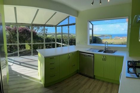 Photo of property in 1415 Whangaparaoa Road, Army Bay, Whangaparaoa, 0930