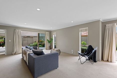 Photo of property in 11 Epsom Drive, Rangiora, 7400