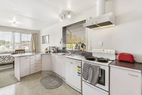 Photo of property in 22 Michael Avenue, Dinsdale, Hamilton, 3204