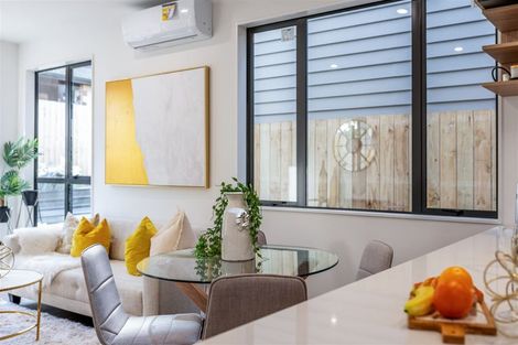 Photo of property in 6c Eversleigh Road, Belmont, Auckland, 0622