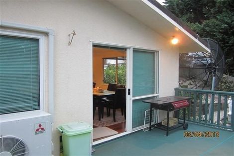 Photo of property in 80m Tirimoana Road, Te Atatu South, Auckland, 0602