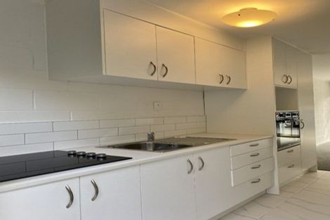 Photo of property in 2/767 Beach Road, Browns Bay, Auckland, 0630