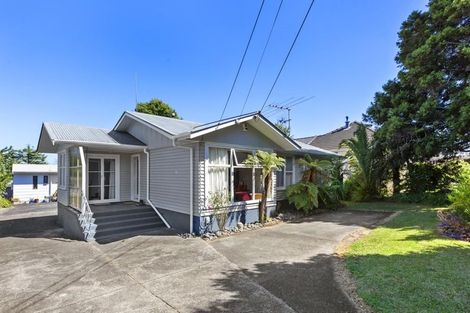 Photo of property in 1/103 Sturges Road, Henderson, Auckland, 0612