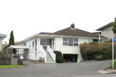 Photo of property in 187 Mangorei Road, Merrilands, New Plymouth, 4312