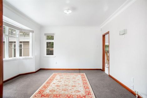 Photo of property in 92 Te Aroha Street, Hamilton East, Hamilton, 3216