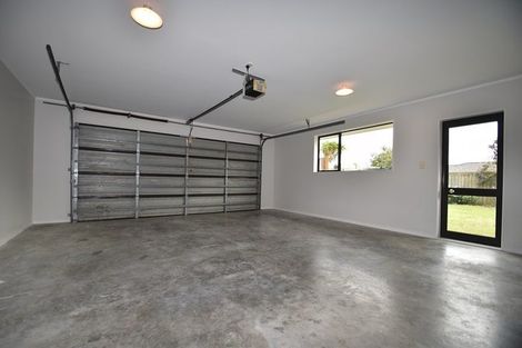 Photo of property in 10 Killeen Place, Flat Bush, Auckland, 2019