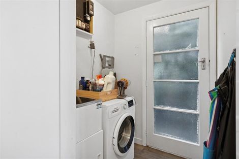 Photo of property in 8 James Grove, Stokes Valley, Lower Hutt, 5019