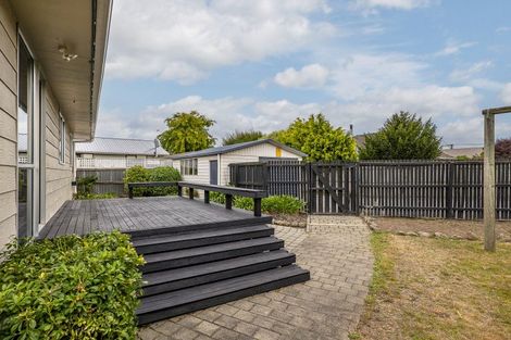 Photo of property in 82 Gilberthorpes Road, Hei Hei, Christchurch, 8042