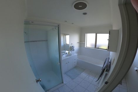 Photo of property in 1/5 West Fairway, Golflands, Auckland, 2013