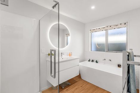 Photo of property in 13 Matai Springs Drive, Halswell, Christchurch, 8025