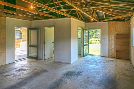 Photo of property in 165 Watt Street, Coromandel, 3506