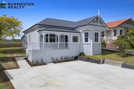 Photo of property in 5 Porter Crescent, Helensville, 0800