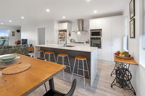 Photo of property in 33 Bonnette Road, Flat Bush, Auckland, 2019