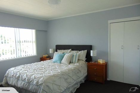 Photo of property in 2 Bowden Place, Te Awamutu, 3800