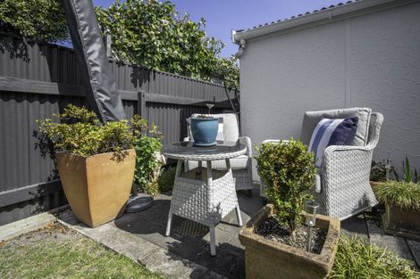 Photo of property in 1/403 Sylvan Road, Parkvale, Hastings, 4122