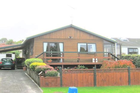 Photo of property in 22a Albatross Road, Red Beach, 0932