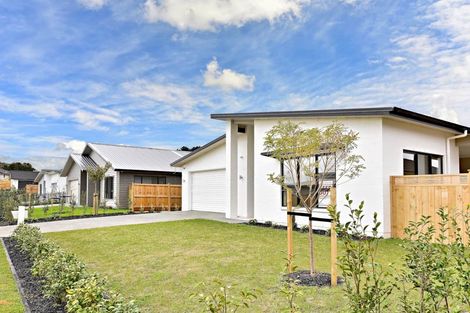 Photo of property in 33 Doidge Street, Beachlands, Auckland, 2018