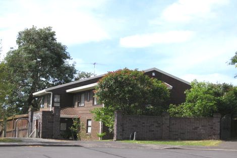 Photo of property in 11 Scorpio Place, Windsor Park, Auckland, 0632