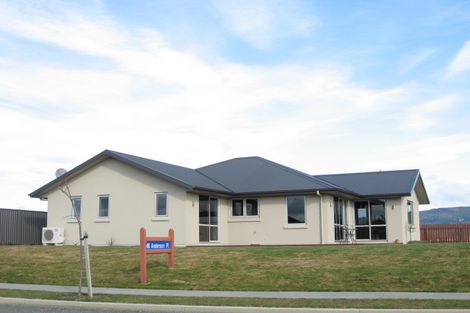 Photo of property in 93 Govan Drive, Te Anau, 9600