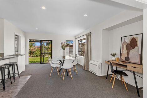 Photo of property in 33 Bethel Crescent, Bishopdale, Christchurch, 8053