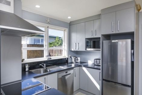 Photo of property in 11 Anakiwa Street, Kelvin Grove, Palmerston North, 4414