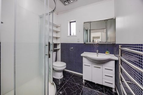 Photo of property in 52 Hillcrest Road, Papatoetoe, Auckland, 2025